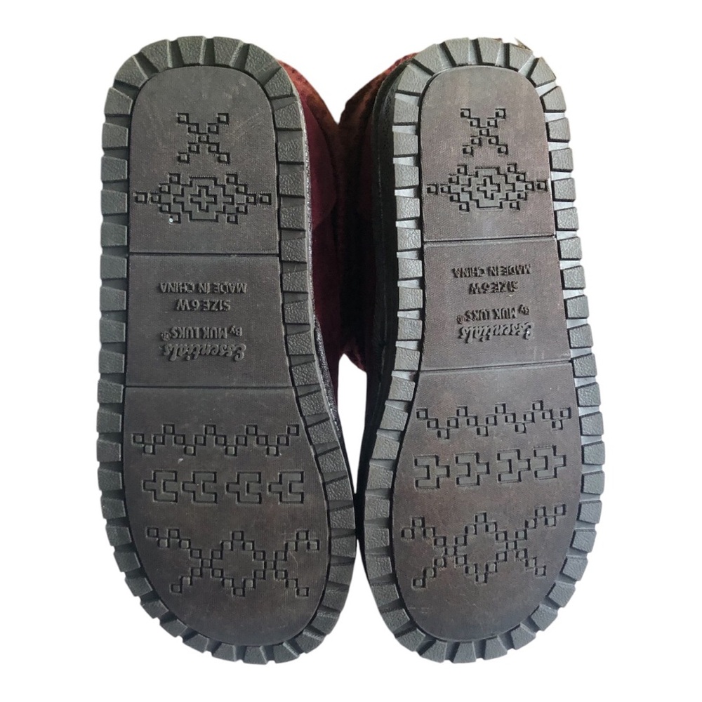 ESSENTIALS By MUK LUKS boots - Picture 4 of 12
